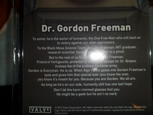 Обо всем - Gordon Freeman Action Figure - обзор