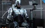 Hot-toys-robocop-figure-from-sideshow-04